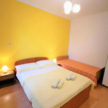 Franciska & Tihomir: Apartment *