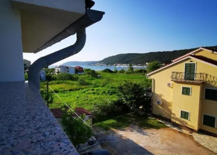 Franciska I Tihomir Daire Supetarska Draga