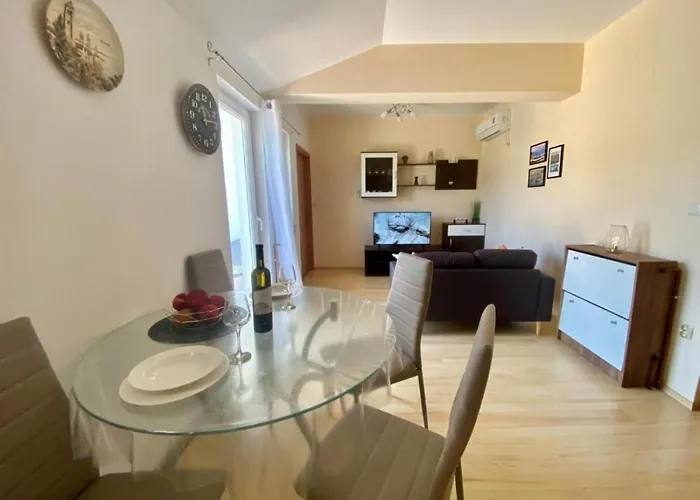 Franciska I Tihomir Apartament *